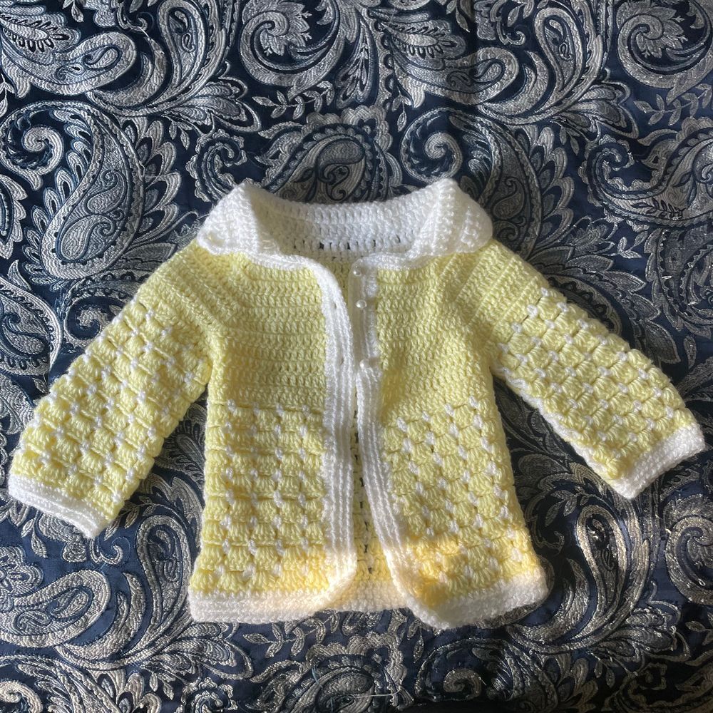 Handmade toddler childen's Crochet collard sweater yellow white 2T 3T